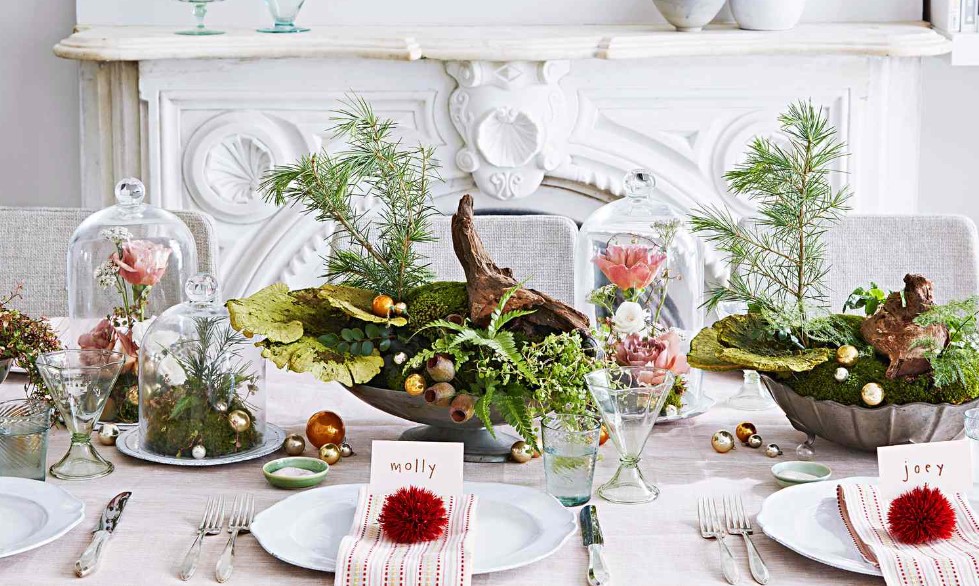 Setting the Perfect Holiday Table: Elegant Christmas Dinner Sets